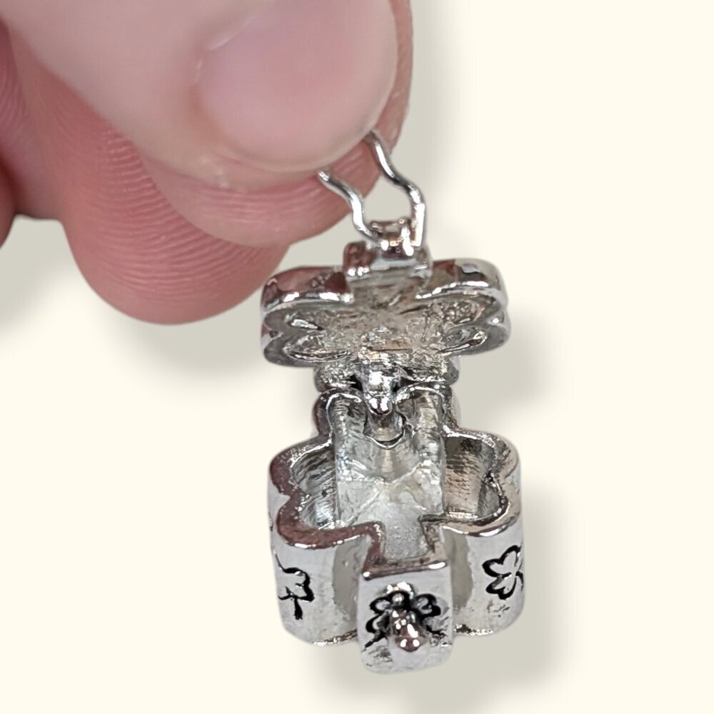 (2/$20) Enamel Shamrock Charm Capsule - Picture 5 of 6